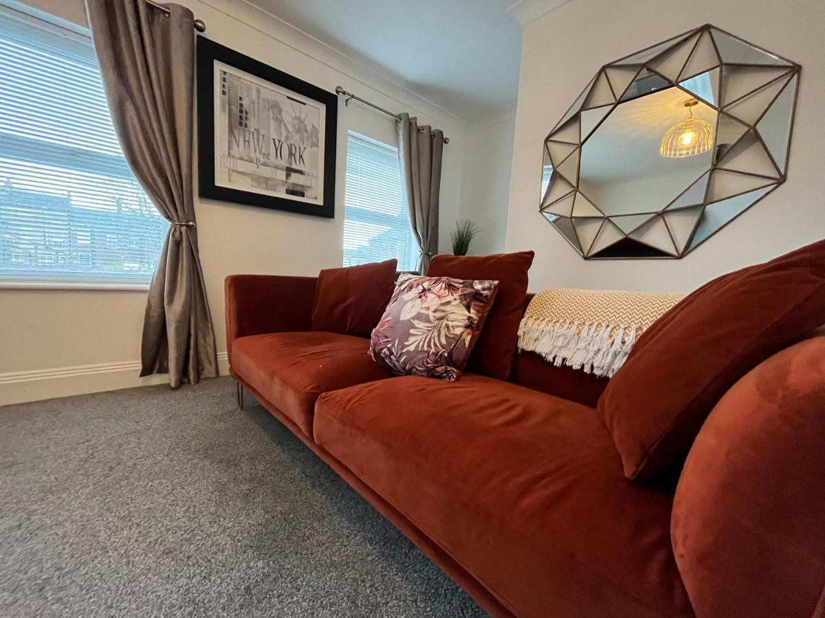 York Centre 2 Bedroom Renovated Flat, 8 Escrick Street Exterior photo
