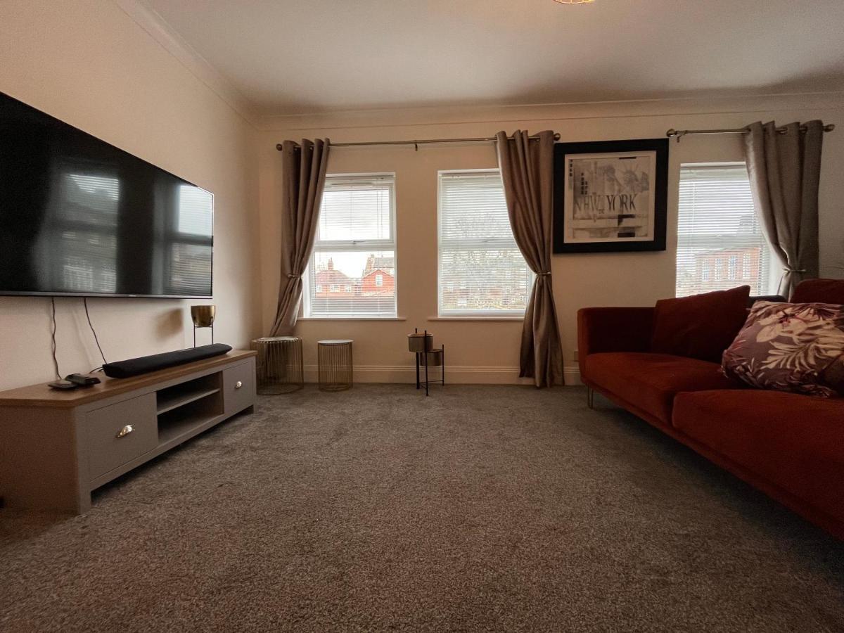 York Centre 2 Bedroom Renovated Flat, 8 Escrick Street Exterior photo